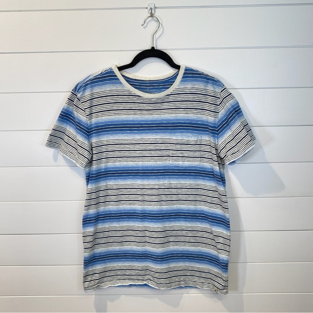 American Eagle Striped T Shirt
